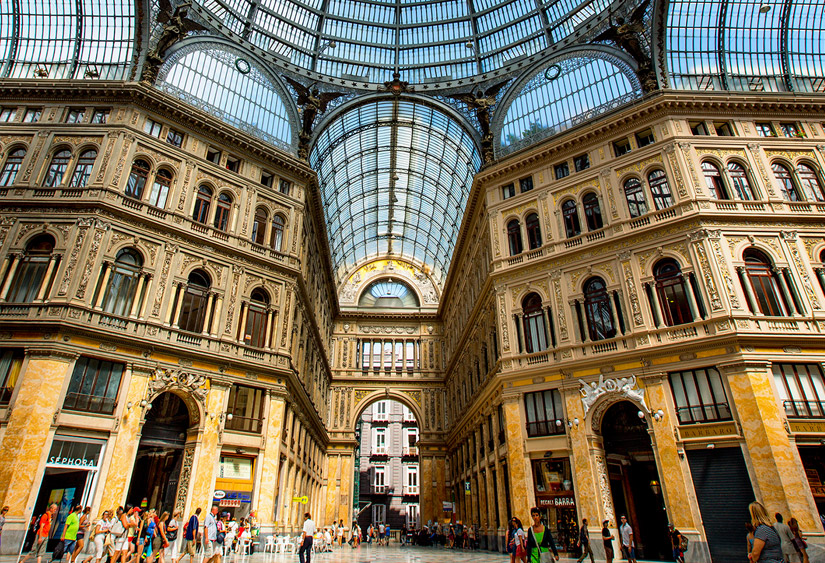 01 Galleria Umberto I -825x563