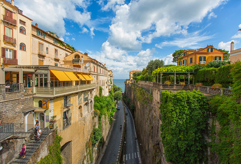 08 Sorrento-825x563