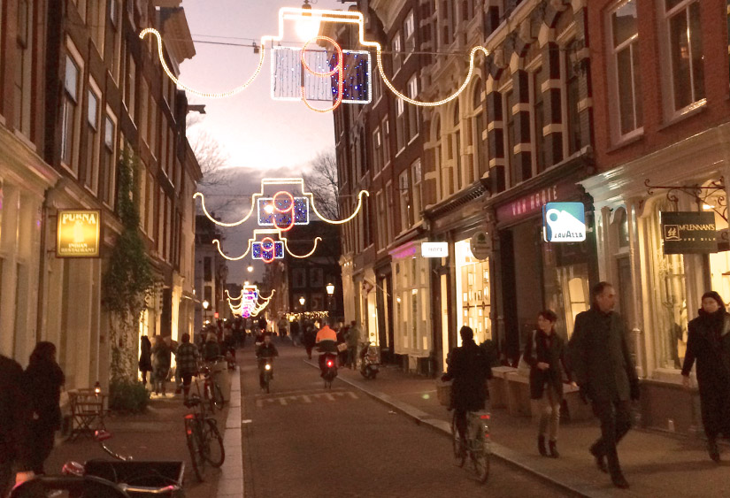 Amsterdam'ın gizli alışveriş merkezi, 9 Küçük Sokak...