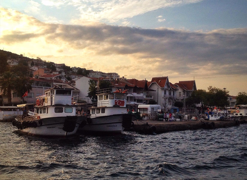 lets-go-burgazada-04-825x600