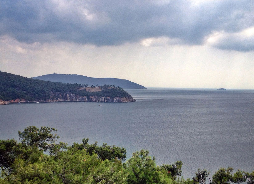 lets-go-burgazada-05-825x600