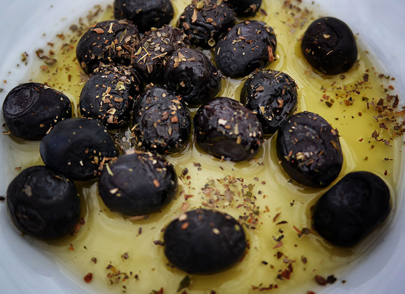 lets-go-iznik-05-825x600