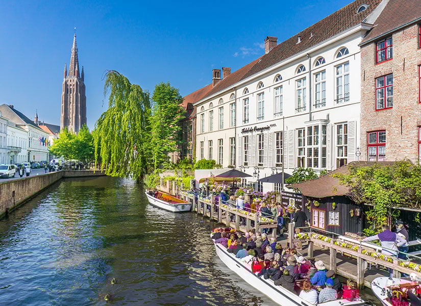 lets-go-brugge-01-825x600