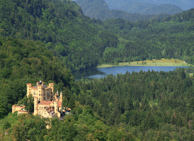 Gotik mimarinin en güzel örneklerinden Schloss Hohenschwangau...