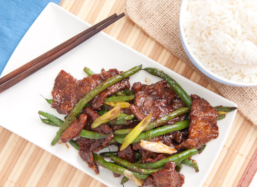 Neua Pad Prik, lezzetli olduğu kadar acı.