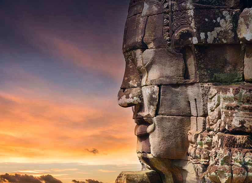Yeşilliğe doyacağınız Kamboçya'nın mimari yapıları da göz kamaştırıyor.