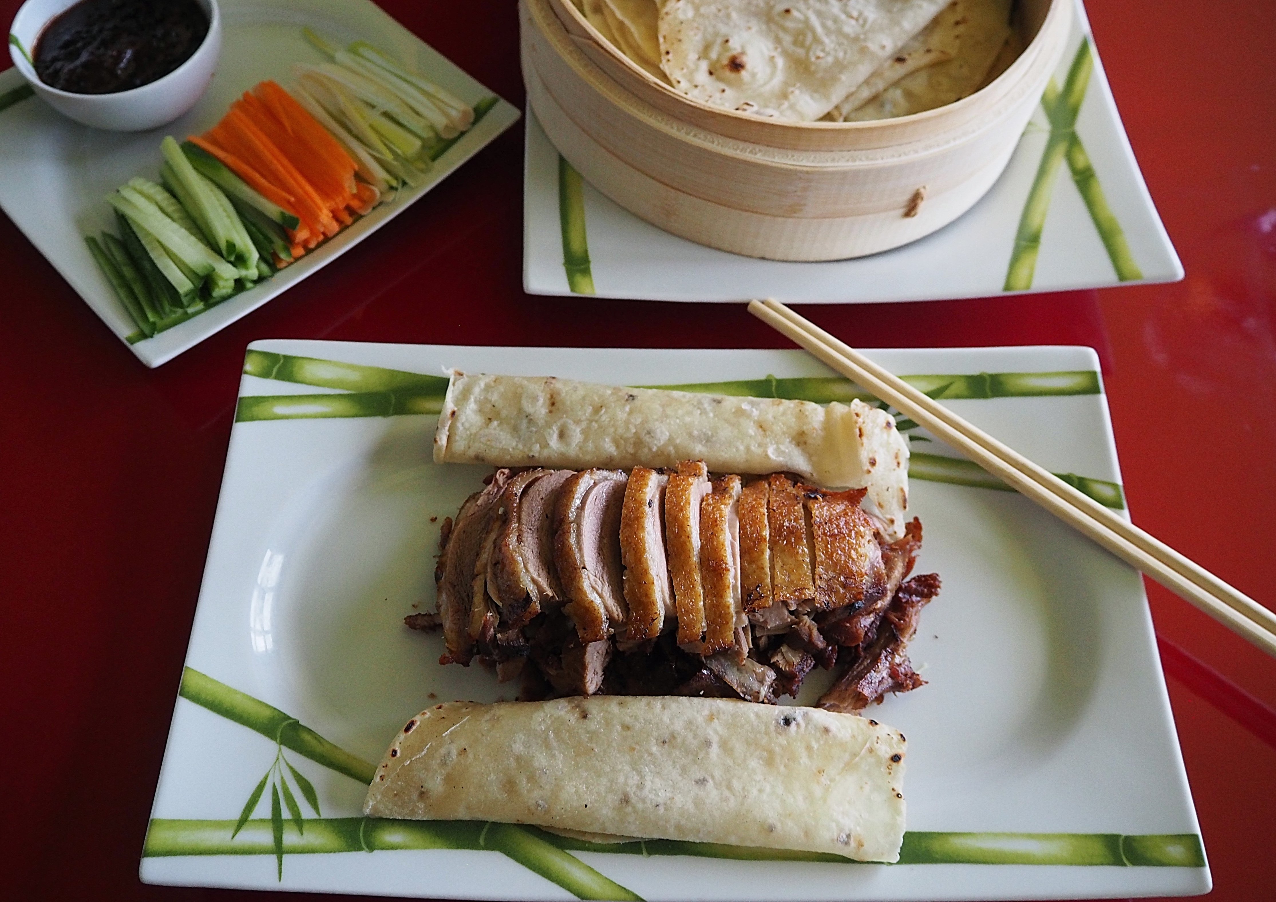 Wok’un nefis Pekin ördeği yemeği