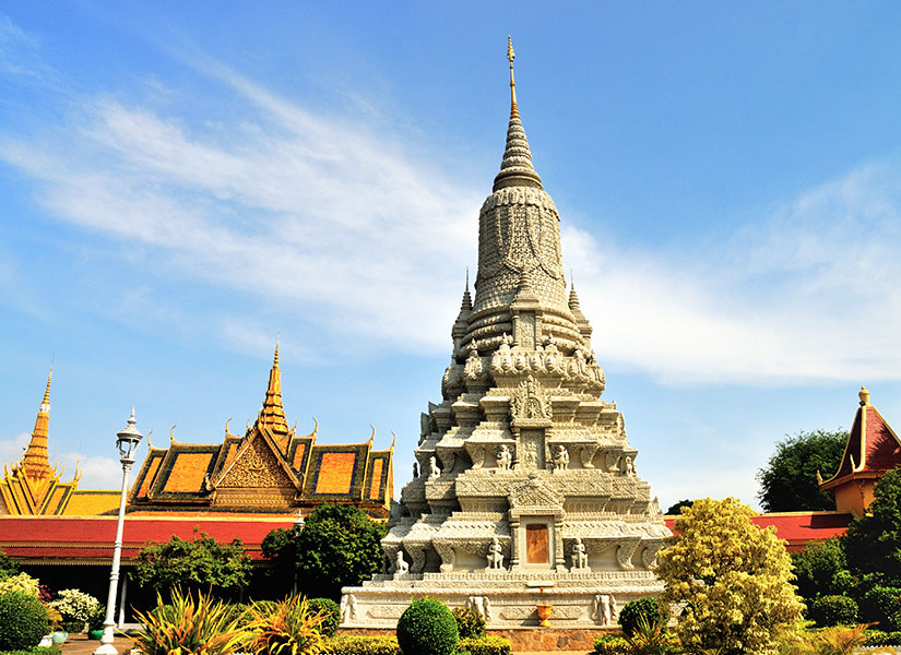 Ülkenin Siem Reap'ten sonra ikinci popüler turizm noktası.