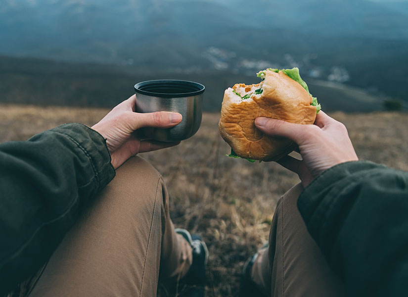 Yolculukların olmazsa olmazlarındandır sandviçler.
