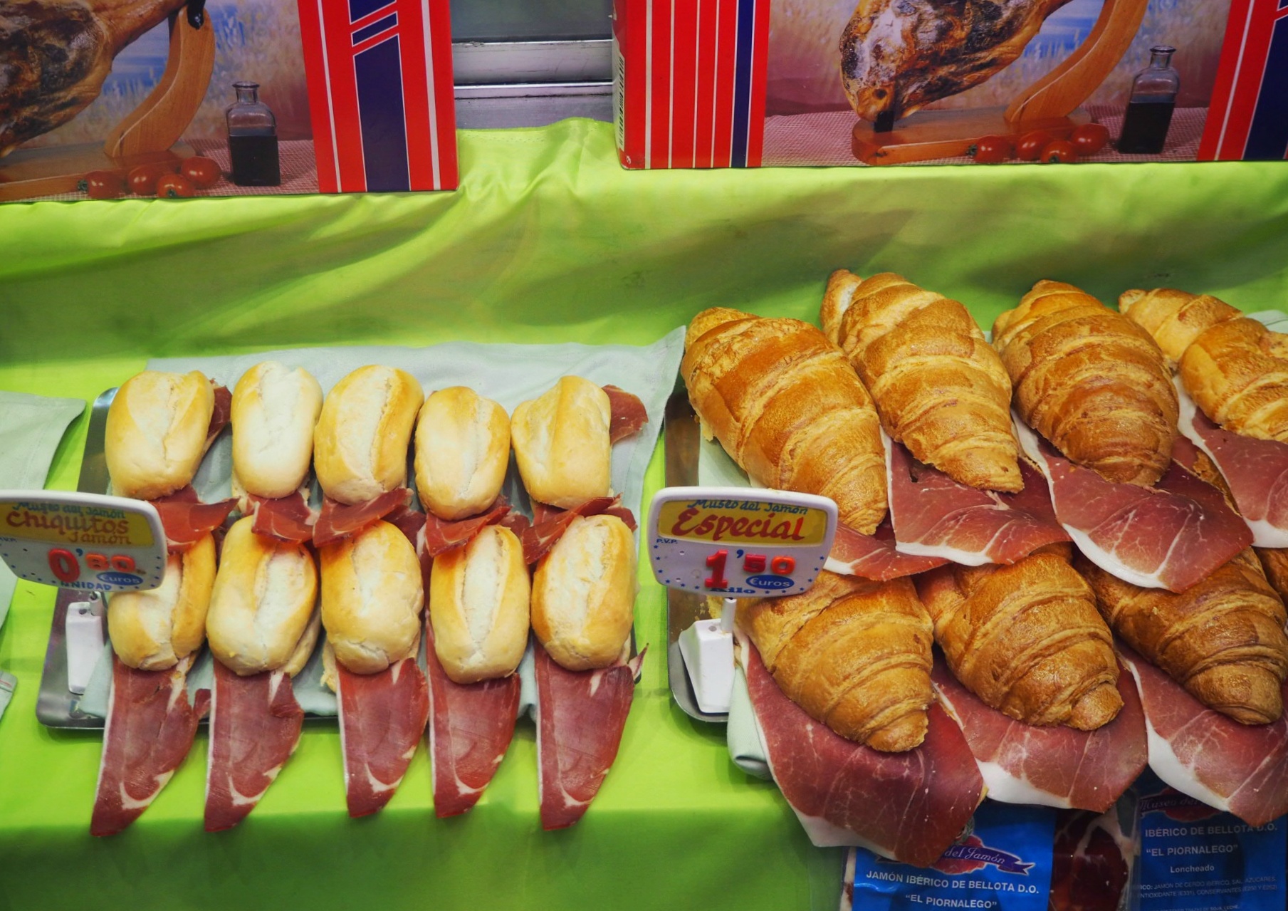 Pastırmalı sandviçler