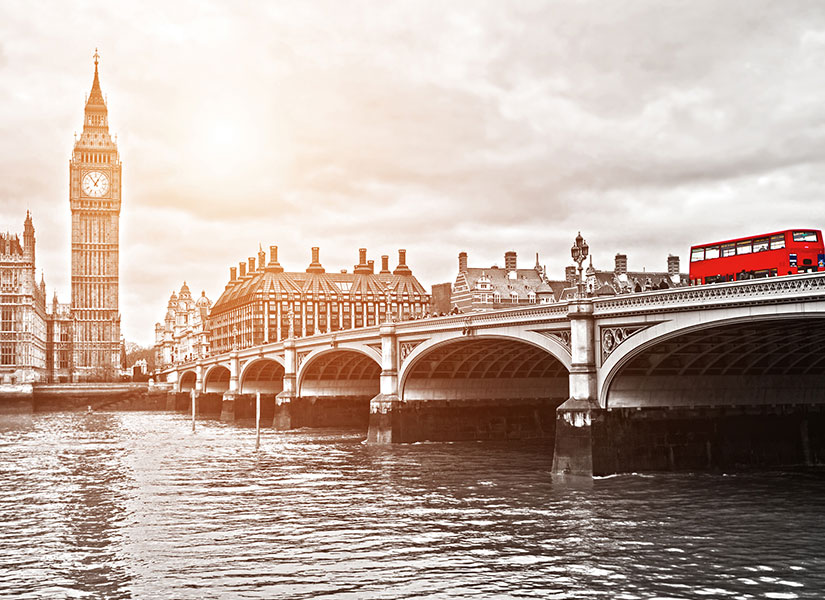 Londra'da Westminster Köprüsü