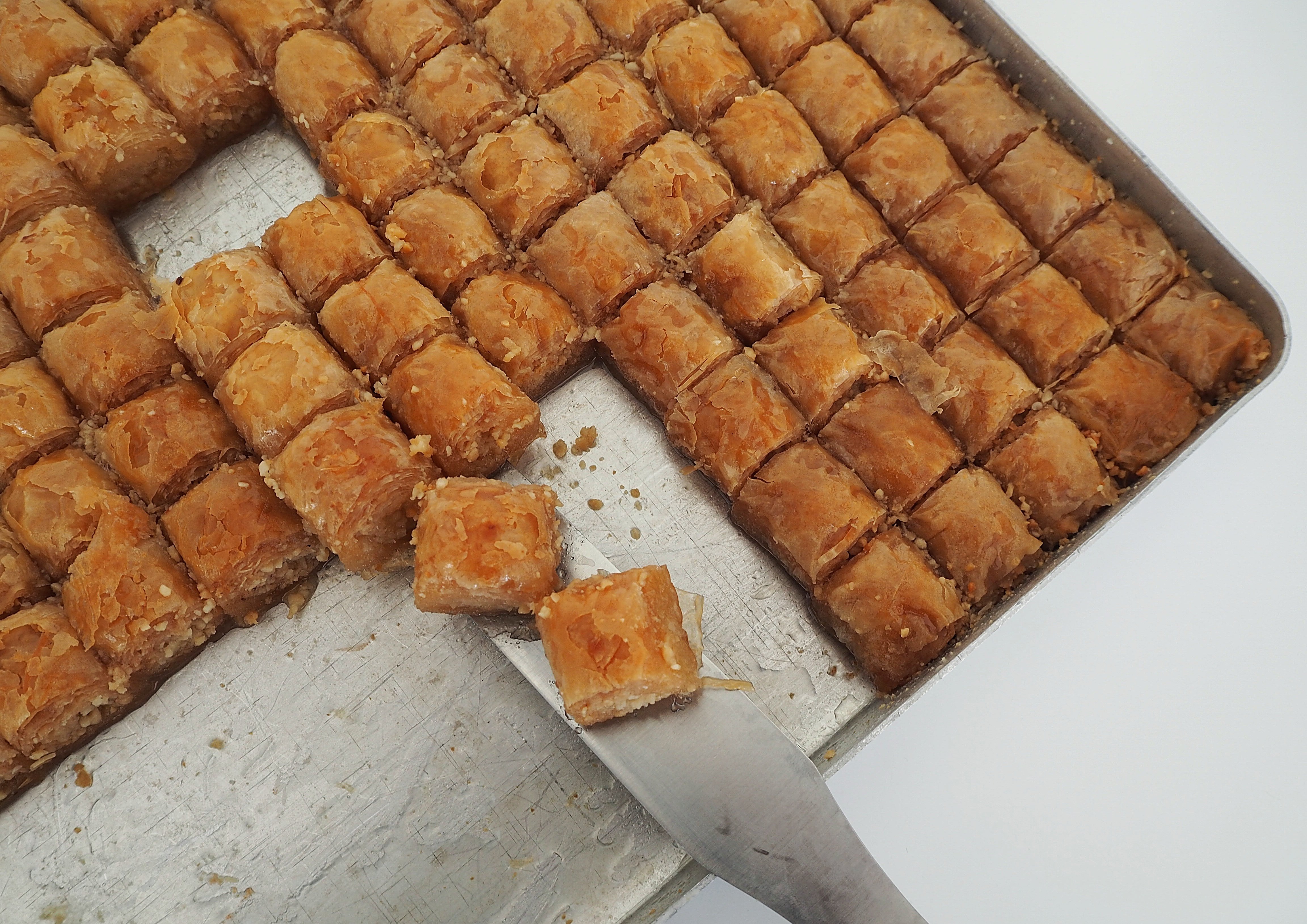 Amara Sealight Elite’e özel yer fıstıklı baklava