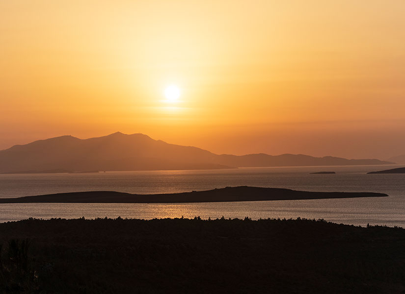 Türkiye’de gün batımının en güzel izlendiği yerler: Ayvalık, Şeytan Sofrası’nda gün batımı