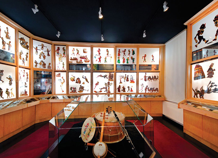 bursada-sömestir-tatili-gidilecek-yerler-karagoz-muzesi