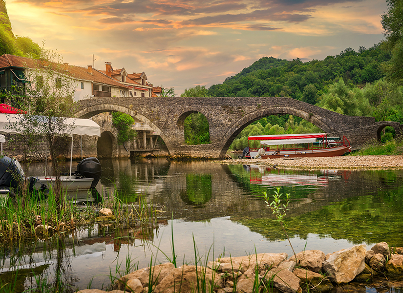 Karadağ Rehberi - Karadağ'da Gezilecek Yerler