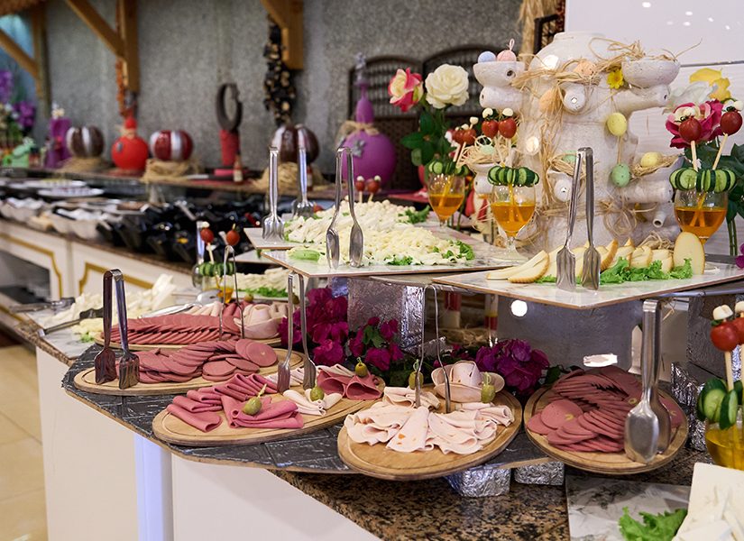 tam pansiyon ve her şey dahil arasındaki farklar